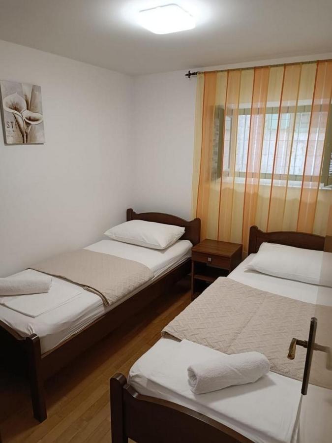Apartment Dujas Split Eksteriør billede